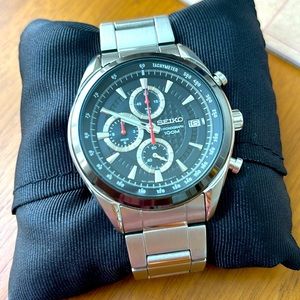 Seiko Chronograph 8T67-00A0 Watch